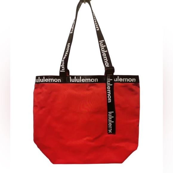🎉🔥HOST PICK🔥🎉!RARE!!❤️Lululemon The Rest is Written Tote - Picture 4 of 6